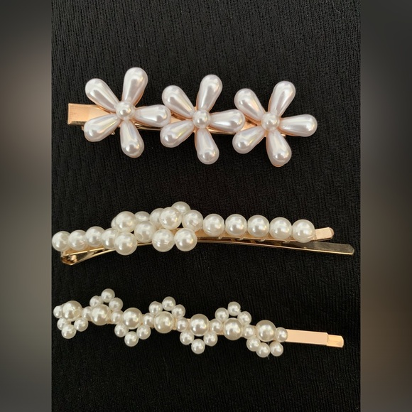 Source Unknown Other - Hair Accessories- set of 3.  Faux pearls adorn these gold tone hair decor ❣️